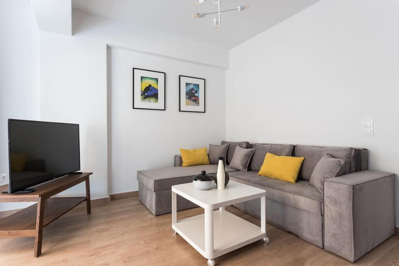 Stunning Flat With Lovely Terrace & Parking Garage Atina Dış mekan fotoğraf